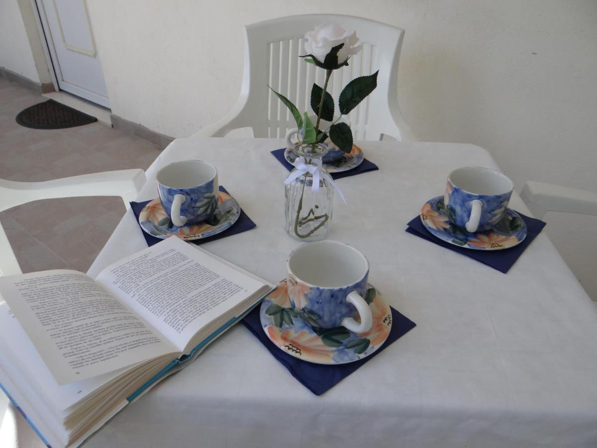 Apartmani Mara Rogoznica Rogoznica  Luaran gambar