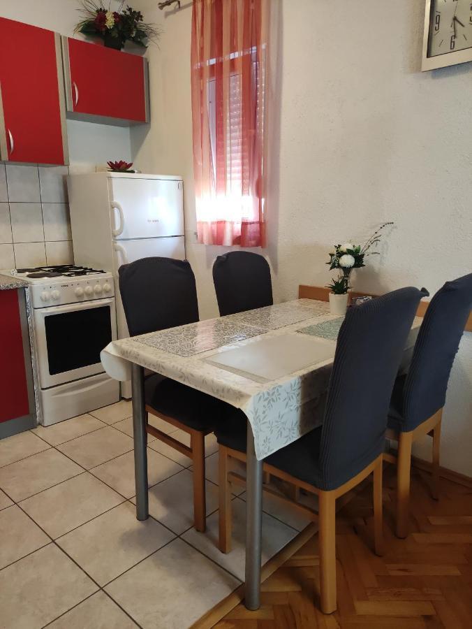 Apartmani Mara Rogoznica Rogoznica  Luaran gambar