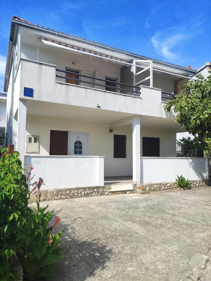 Apartmani Mara Rogoznica Rogoznica  Luaran gambar