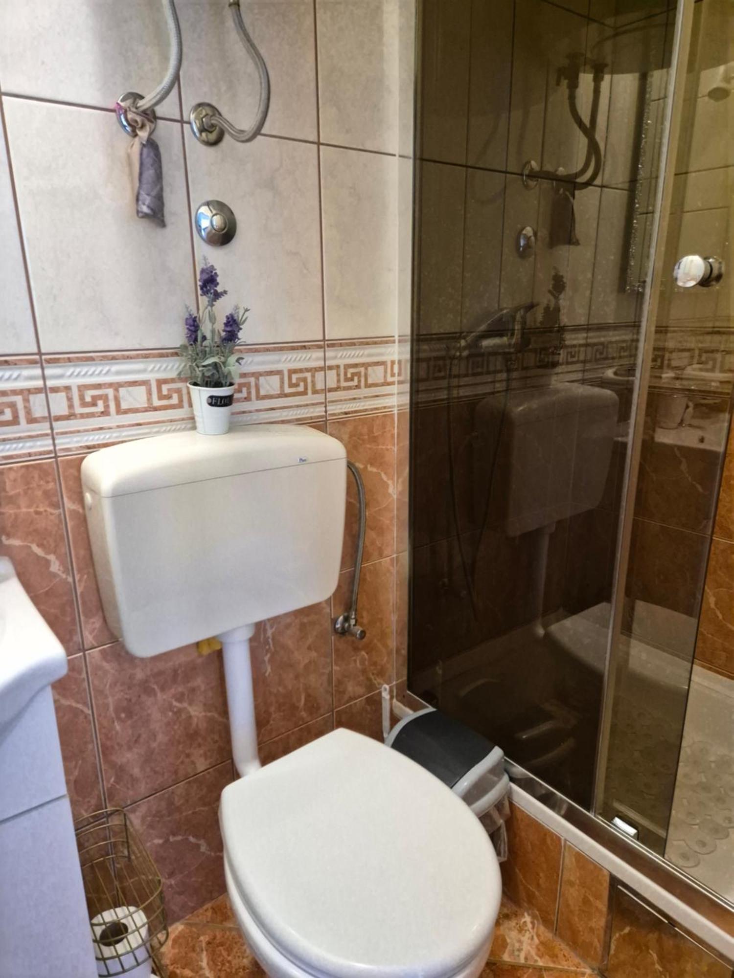 Apartmani Mara Rogoznica Rogoznica  Luaran gambar