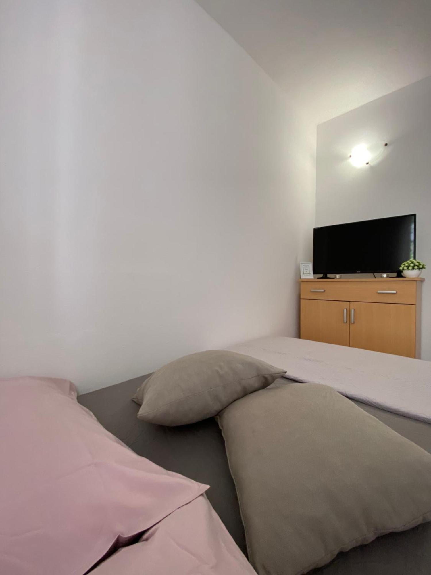 Apartmani Mara Rogoznica Rogoznica  Luaran gambar